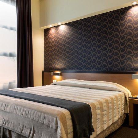 Hc3 Hotel Болоня Екстериор снимка
